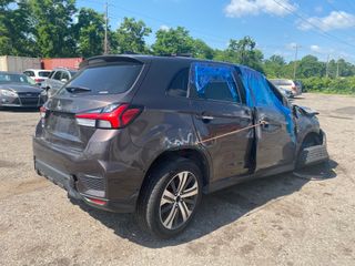 2020 Mitsubishi Outlander Sport 2.0 ES AWC - Exterior Rear Right Corner Image